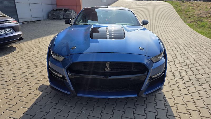 Ford Mustang (2020) SHELBY GT500 AUT RECARO CARBON - fotka 2 z 14