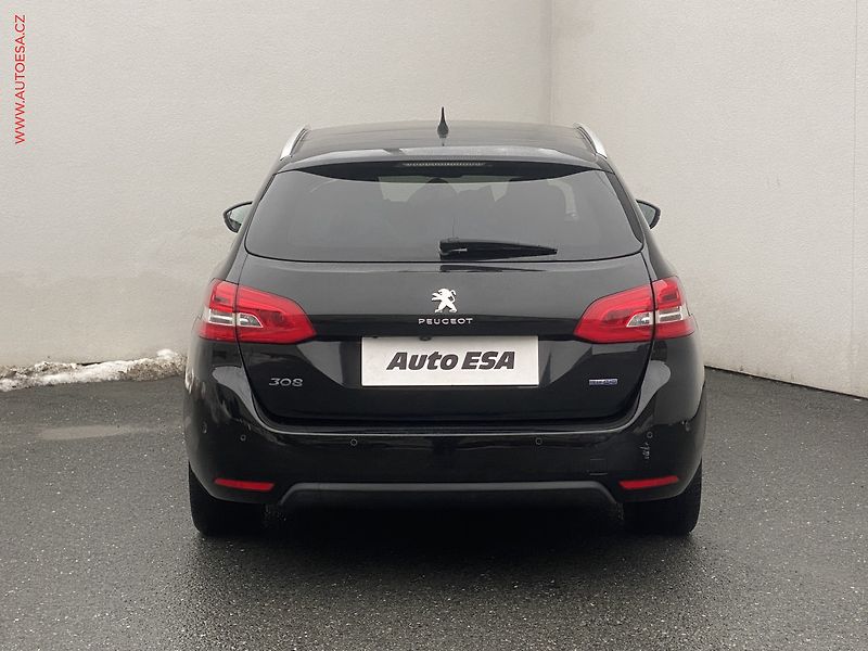 Peugeot 308 (2016) 2.0 HDi, Allure, AT - fotka 5 z 18