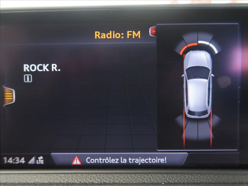 Audi A3 2,0 TDI S-line 1.majitel - fotka 25 z 38