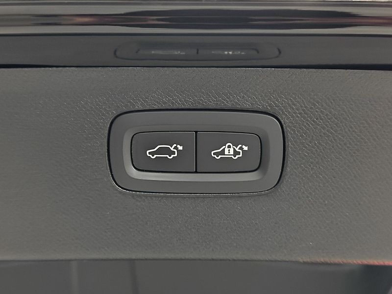 Volvo XC90 B5 AWD INSCRIPTION, HIGH BEAM, - fotka 25 z 28