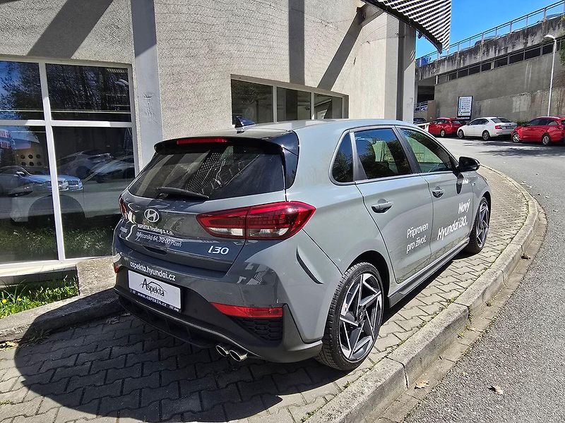 Hyundai i30 1.5 T-GDi DCT N-Line, serv.kn. - fotka 5 z 26