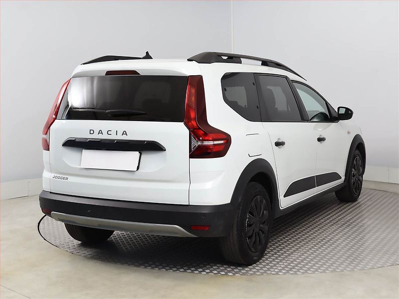Dacia Jogger (2022) 1.0 TCe, LPG, 7 míst, Tempomat - fotka 5 z 16