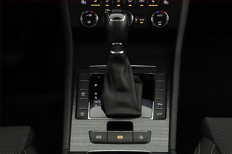 Škoda Superb (2020) Style 2.0 TDI, Automat, ČR - fotka 10 z 19