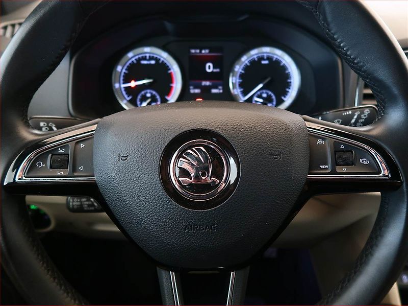 Škoda Karoq (2019) Style 1.5 TSI - fotka 18 z 19