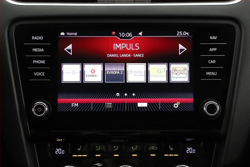 Škoda Octavia (2020) RS 2.0 TSI - fotka 13 z 21