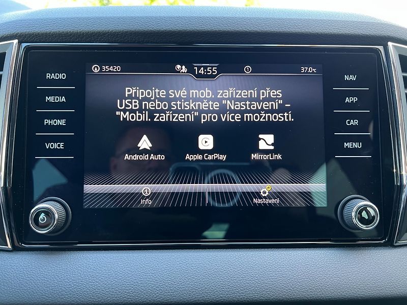 Škoda Karoq (2022) 2.0TDi Style+! Tažné! ČR+1.maj - fotka 30 z 41