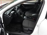 Škoda Octavia (2015) 2.0 TDi, ČR, Ambition - náhled 9