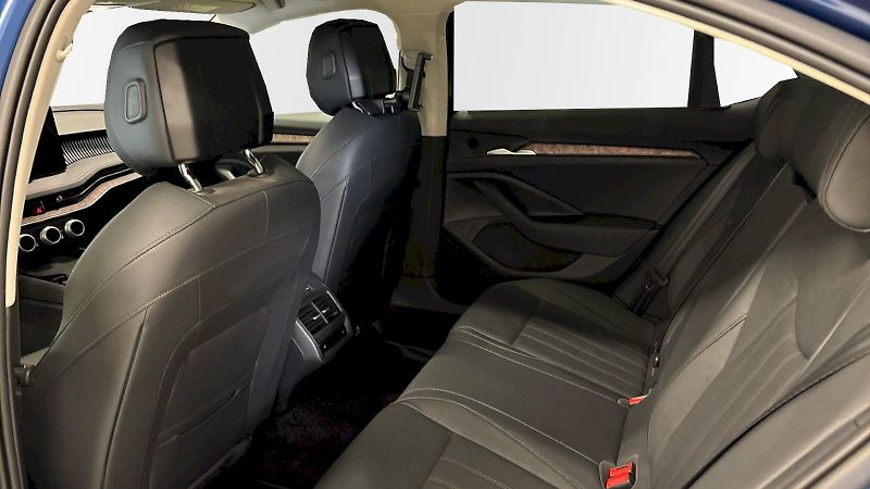 Škoda Superb (2024) Laurin&Klement 2.0 TDI 142kW 4 - fotka 11 z 35