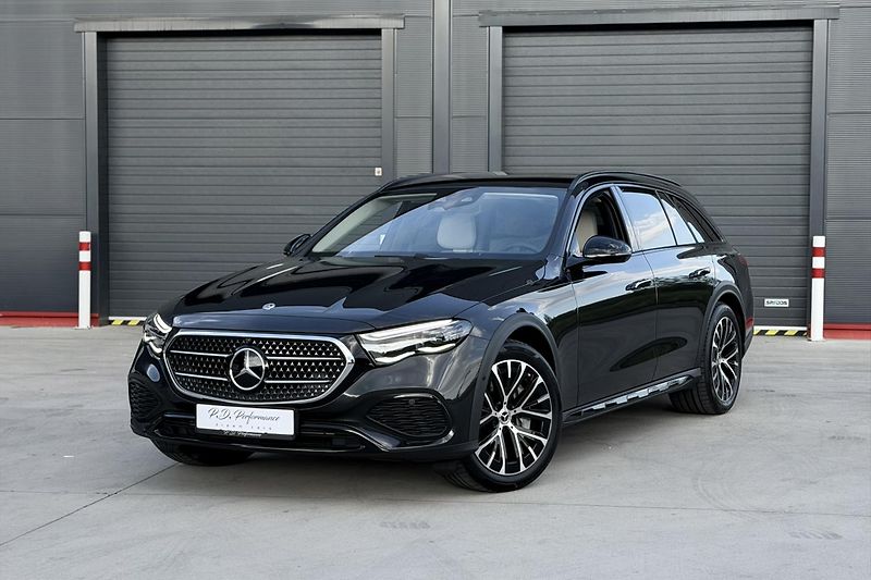 Mercedes-Benz Třídy E (2025) E 300de 4Matic Allterrain - fotka 6 z 89