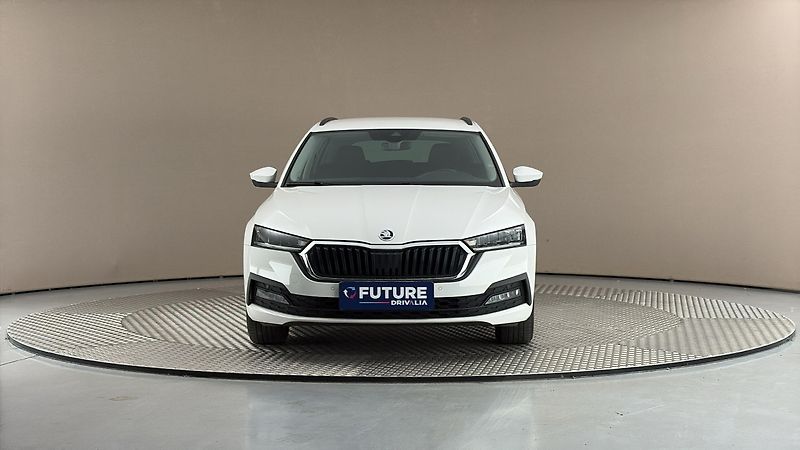 Škoda Octavia 2.0 TDI Ambition Combi - fotka 3 z 24