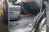 Volkswagen Multivan 2,5 TDi, Tažné , Klima - náhled 28