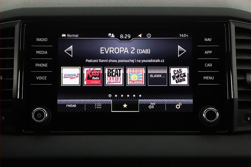 Škoda Karoq (2025) 1.5 TSI, SPORTLINE, AUTOMAT - fotka 14 z 21