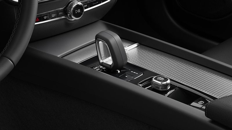 Volvo V60 (2026) B4 AUT DARK PLUS - fotka 10 z 10