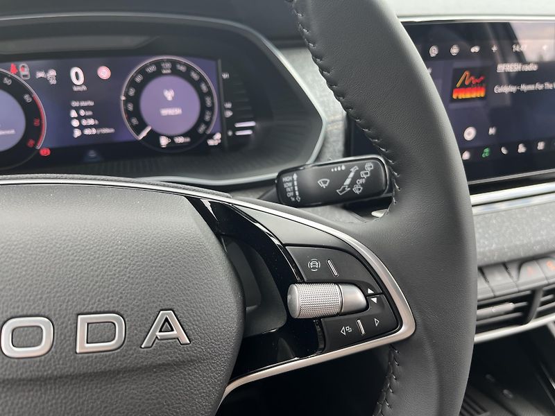 Škoda Octavia 1.5 TSI 110kW TOP SELECTION. - fotka 14 z 25