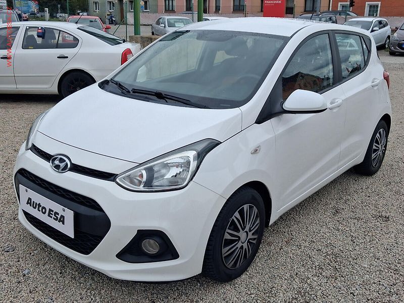 Hyundai i10 (2014) 1.0 i, ČR, AC, temp - fotka 3 z 15