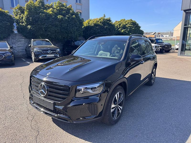 Mercedes-Benz GLB (2026) 200 d 4MATIC - fotka 3 z 22