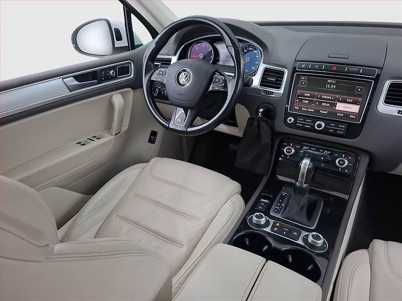 Volkswagen Touareg (2015) 3.0 TDI - fotka 7 z 27