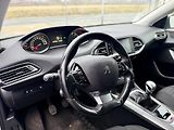 Peugeot 308 (2016) 1.6 BLUE HDI ALLURE KOUP. ČR - náhled 11