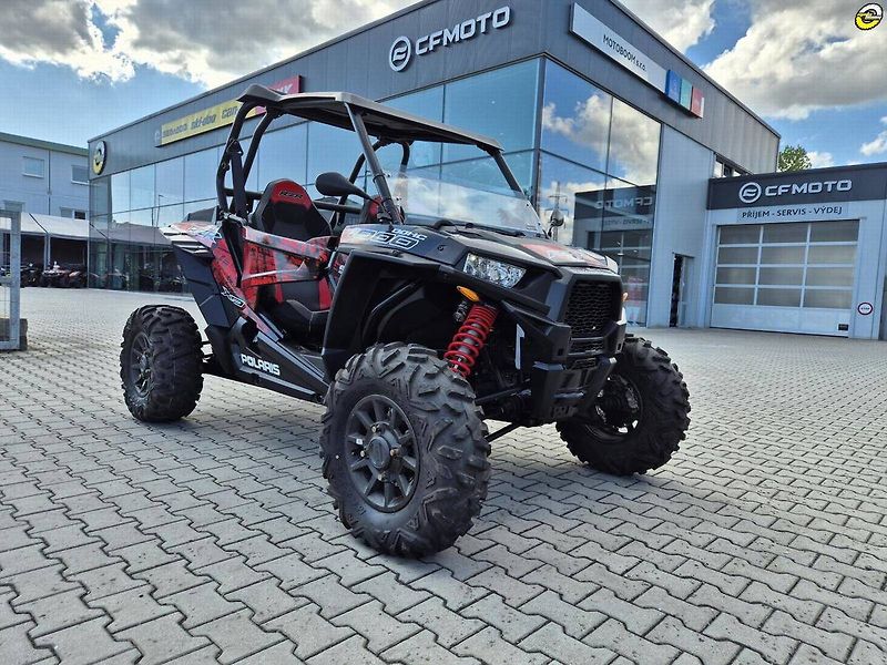 Polaris RZR 1000 XP (2018) - fotka 1 z 20