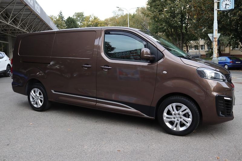 Opel Vivaro (2020) 2.0 BlueHDi/CDTi 130 kW - fotka 10 z 57