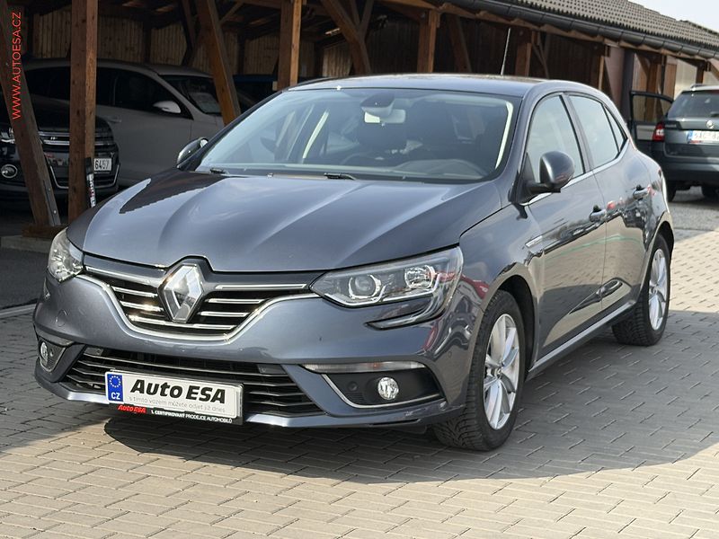 Renault Mégane (2018) 1.6 SCe, ČR, navi, autoAC - fotka 3 z 17