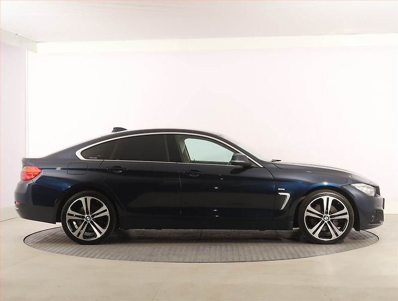 BMW Řada 4 (2015) 430d xDrive, 4X4, Automat - fotka 6 z 25