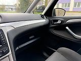 Ford S-MAX 2,0 TDCi 7- místný/ pneu / - náhled 24