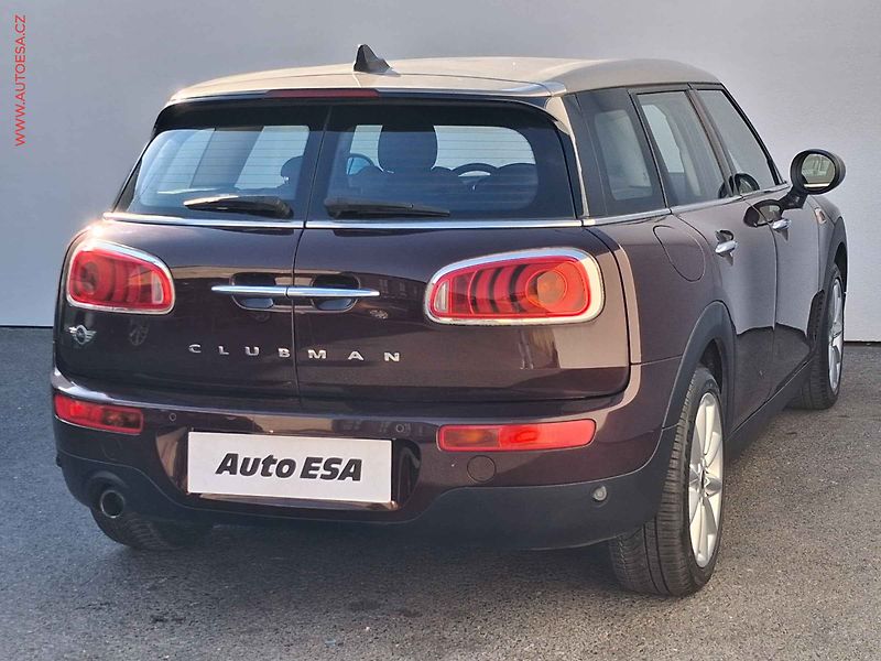 Mini Clubman (2016) 1.5i, AC, navi, park.asist - fotka 4 z 18