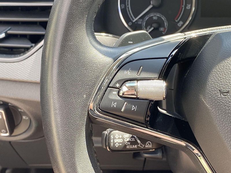 Škoda Scala (2022) 1.5 TSI DSG Ambition - fotka 14 z 30