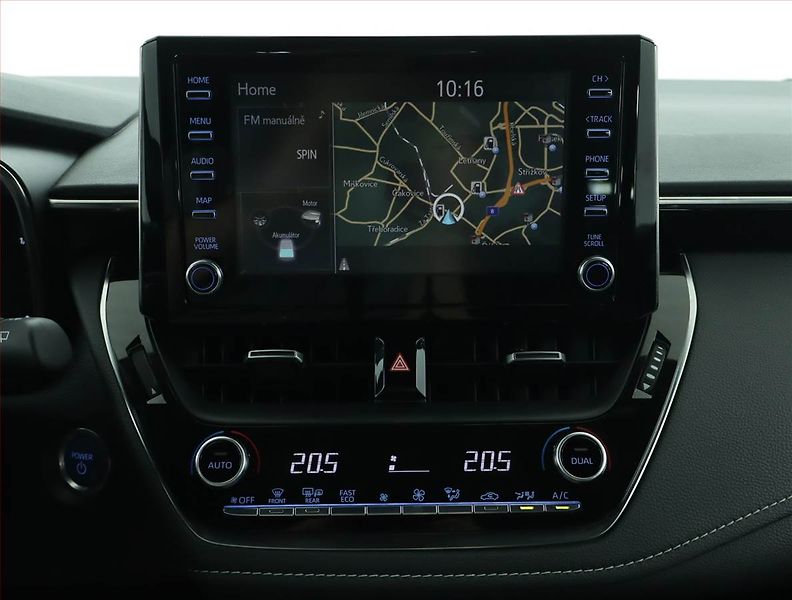 Toyota Corolla (2021) 2.0 Hybrid - fotka 12 z 15