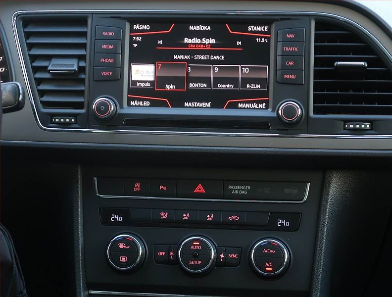 Seat Leon (2015) X-Perience 1.6 TDI, Navi - fotka 12 z 20