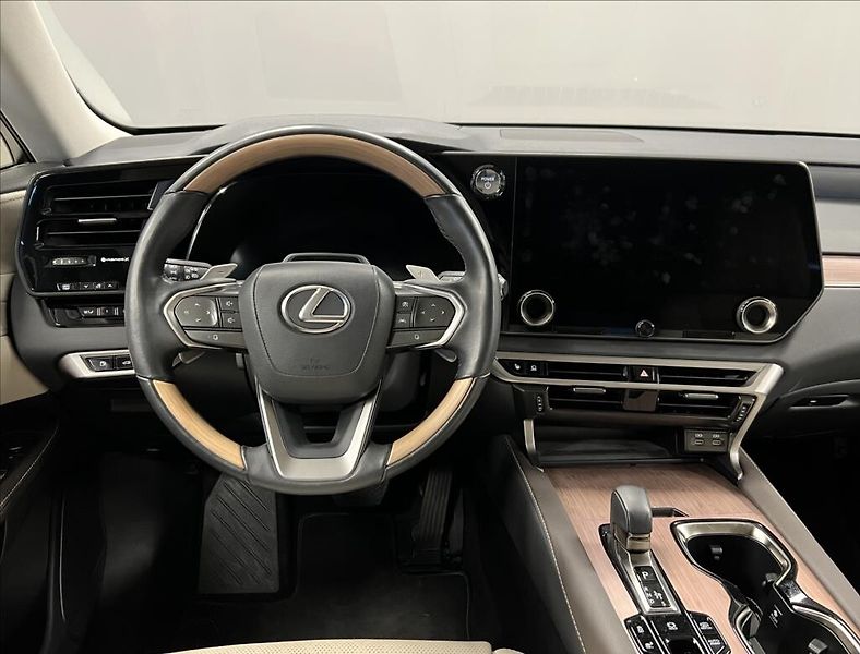 Lexus RX 450h plus 450H+ 2,5 PHEV LUXURY PANORAMI - fotka 5 z 22