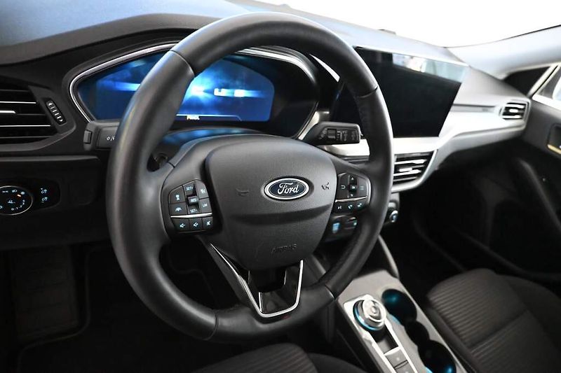 Ford Focus (2023) 1.5 LED VIRTUAL ACC BO 8AT ECO - fotka 13 z 35