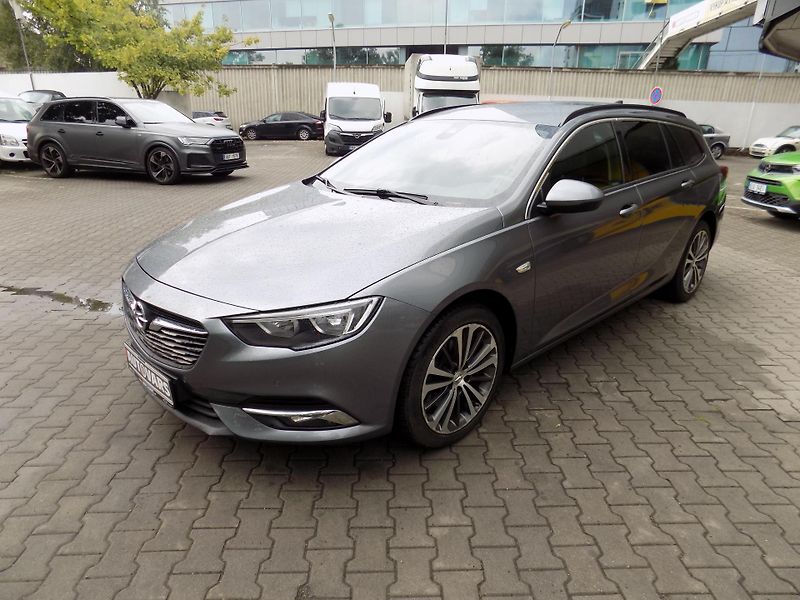 Opel Insignia (2018) 2.0 CDTi - fotka 3 z 12