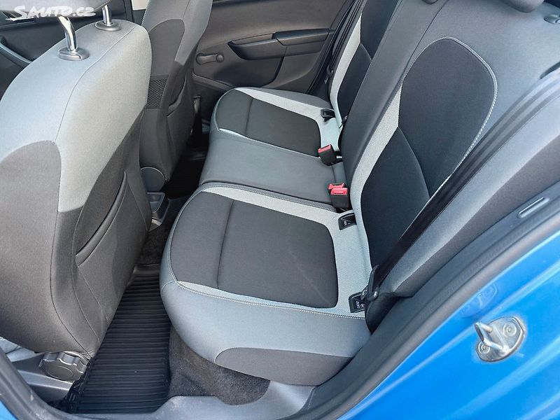 Škoda Fabia 1.2 TSI Ambition Plus - fotka 24 z 28