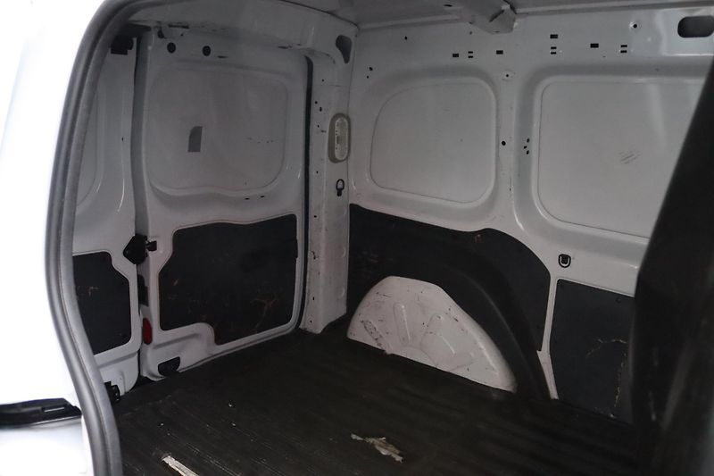 Renault Kangoo 1.5DCI 55kW ČR DPH - fotka 33 z 40