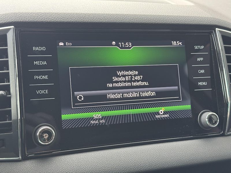Škoda Karoq (2018) 1.5TSi MAN Style+ Kessy, tažné - fotka 35 z 52