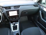 Škoda Octavia (2019) 1.6 TDI, Serv.kniha, Navi - náhled 8