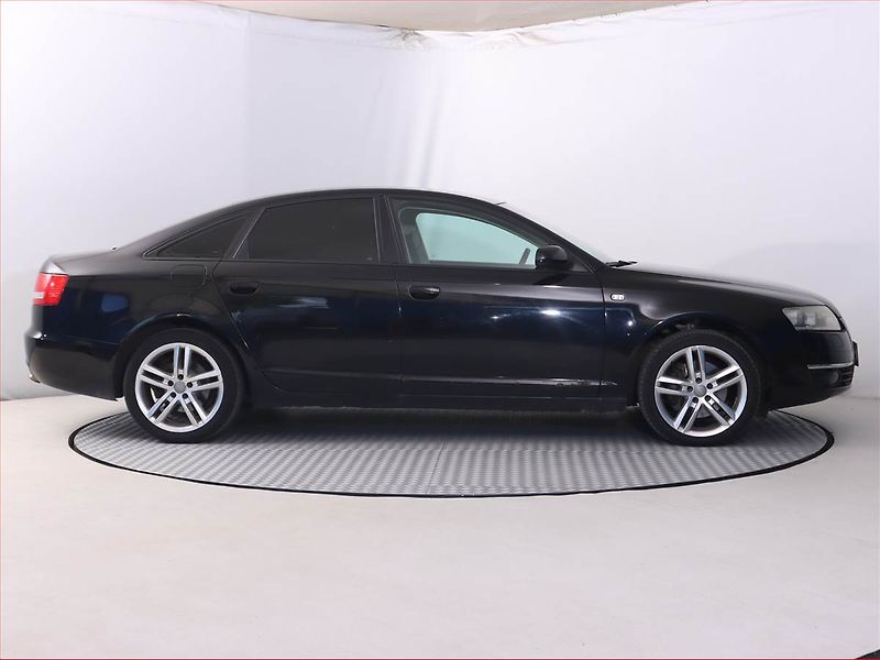 Audi A6 (2007) 2.7 TDI , Automat, Tempomat - fotka 6 z 17