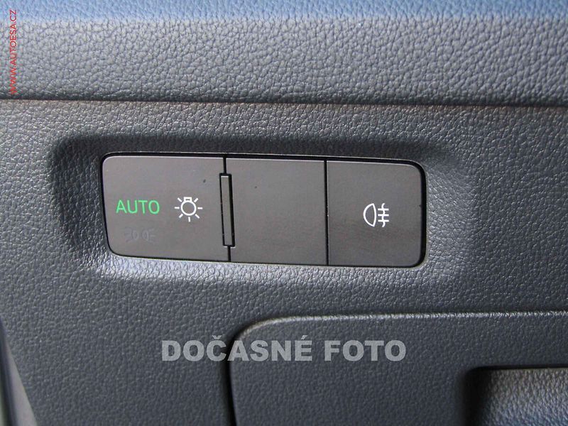 Škoda Octavia (2025) 1.5 TSi m-HEV, ČR, Selection - fotka 12 z 22