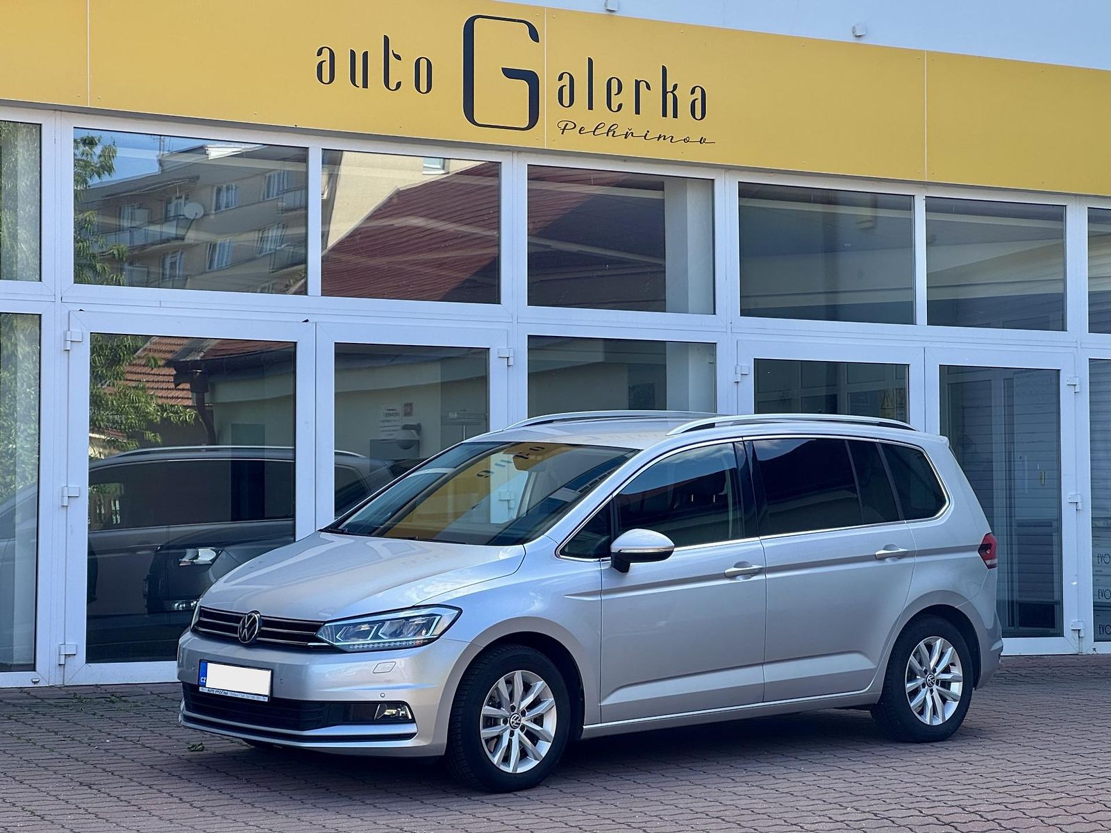 Volkswagen Touran 2.0TDI DSG ČR 1.majitel