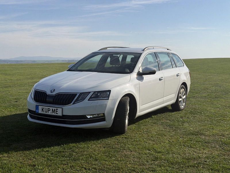 Škoda Octavia (2018) Octavia III - fotka 9 z 17