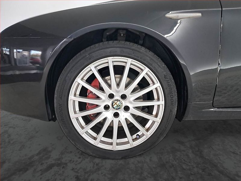 Alfa Romeo 159 (2008) 2.2 JTS, po STK, pěkný stav - fotka 15 z 17