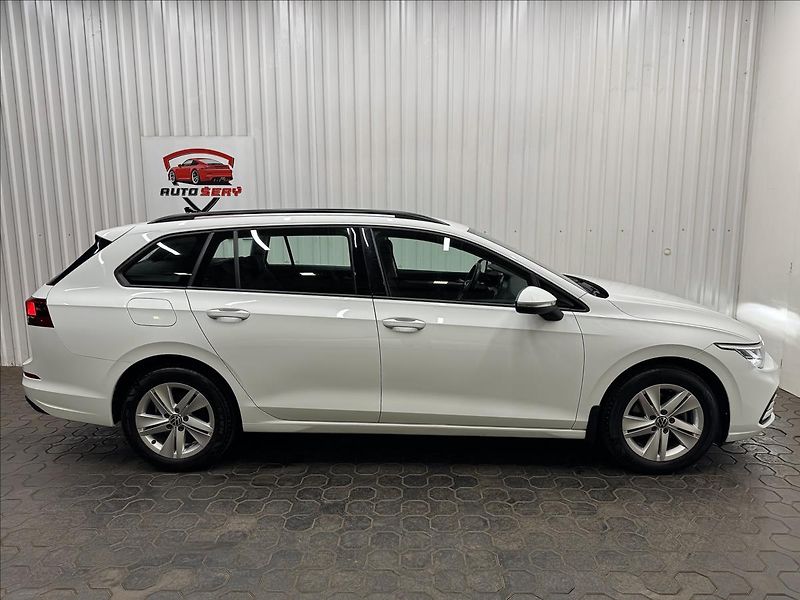 Volkswagen Golf 1.5TGI 96kW DSG ACC 2XKOLA DPH - fotka 10 z 41