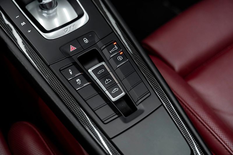 Porsche 911 Turbo - fotka 15 z 21