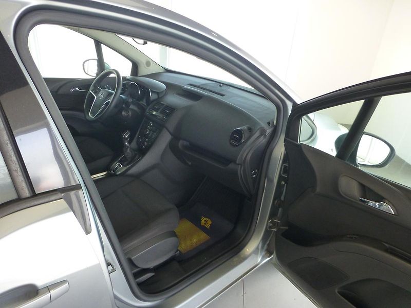Opel Meriva (2011) 1,4i-88KW**KLIMA*ALU**TEMPOMAT - fotka 13 z 26