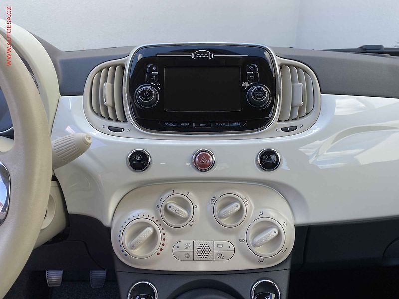 Fiat 500 (2017) 1.2 C, Lounge - fotka 12 z 14