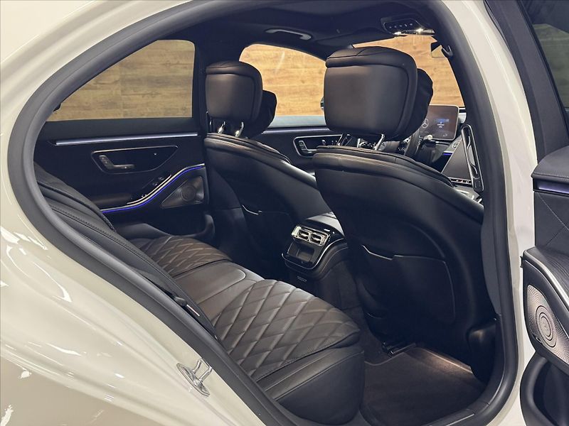 Mercedes-Benz Třídy S 350d AMG 4MATIC MASÁŽE - fotka 21 z 25
