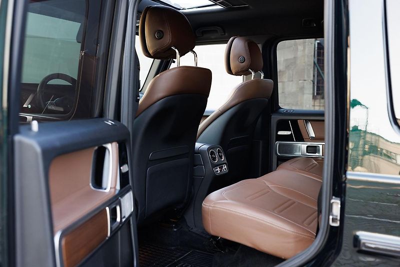 Mercedes-Benz Třídy G (2020) G 500 V8 Biturbo G63 AMG Look - fotka 38 z 54