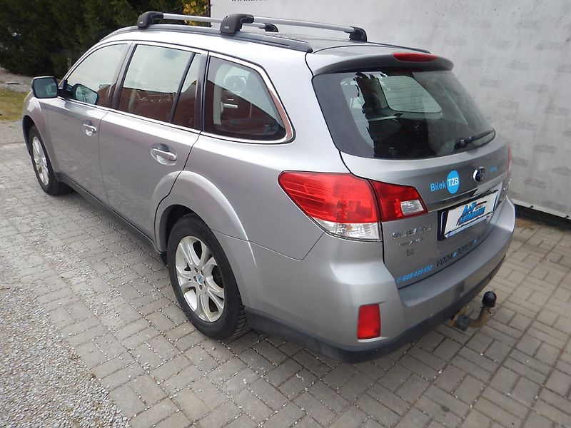 Subaru Outback 2.0 D, DIGIKLIMA, ČR - fotka 4 z 28